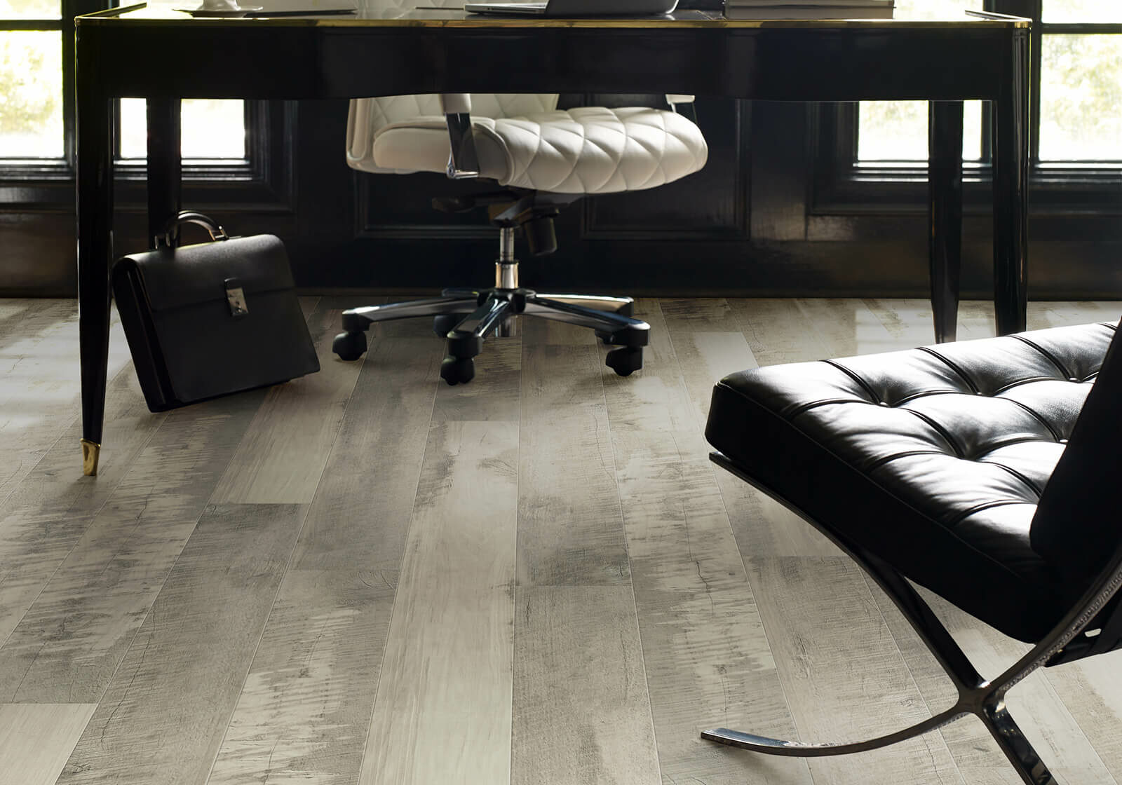 Laminate flooring in home office | Big Bob's Flooring Outlet Ohio